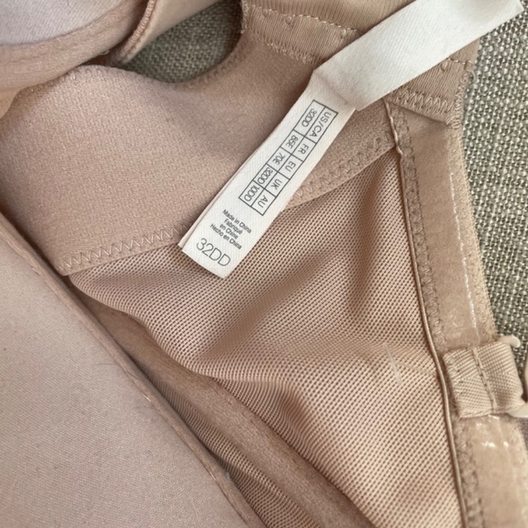 On Gossamer Beautifully Basic Bustier Bra 32DD - Picture 9 of 9